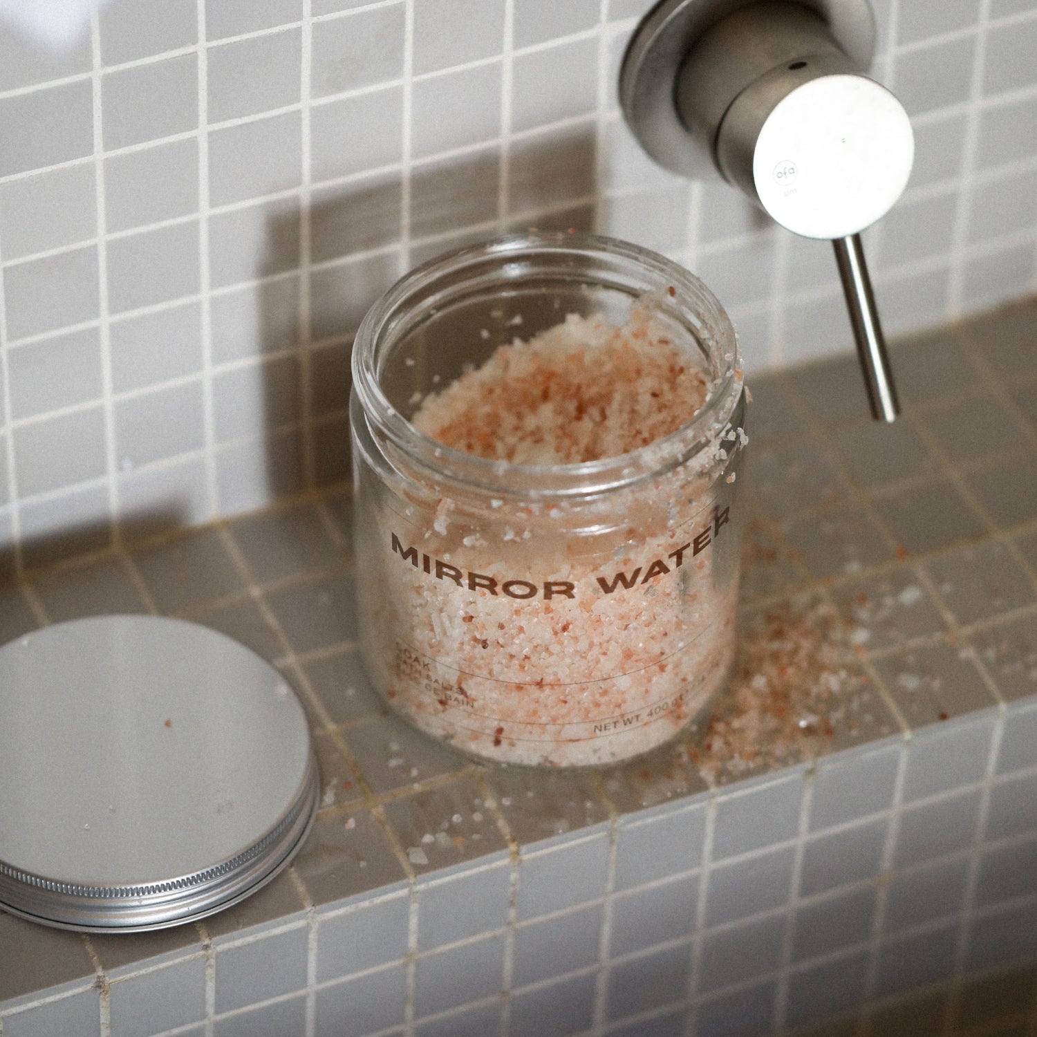 Soak bath salts - Mirror Water